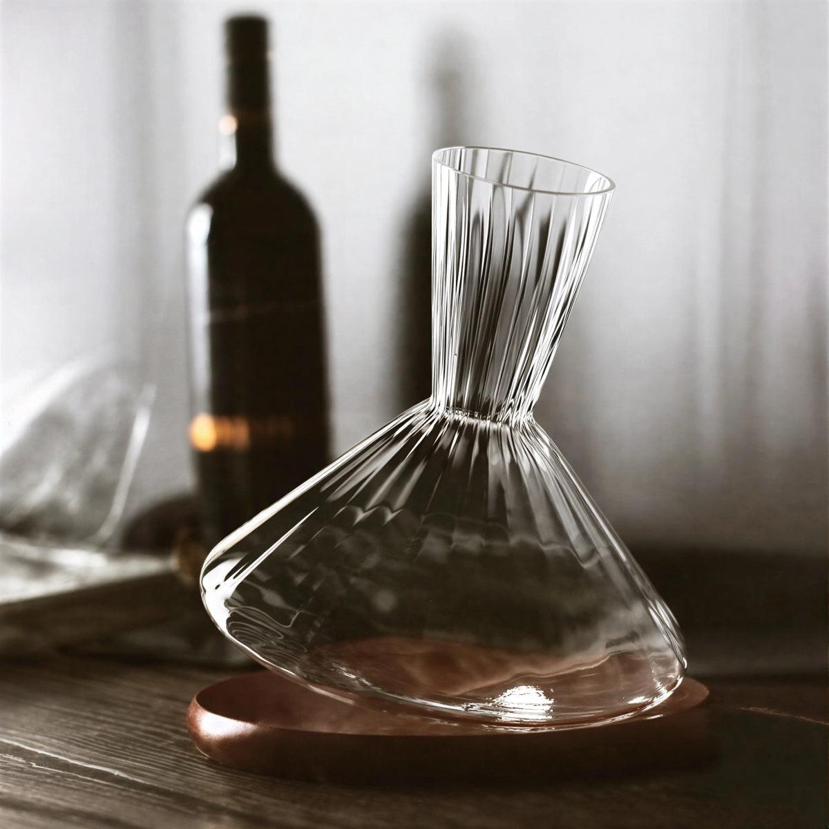 Crystal Glass Wine Decanter With Rotating Aerator Carafe