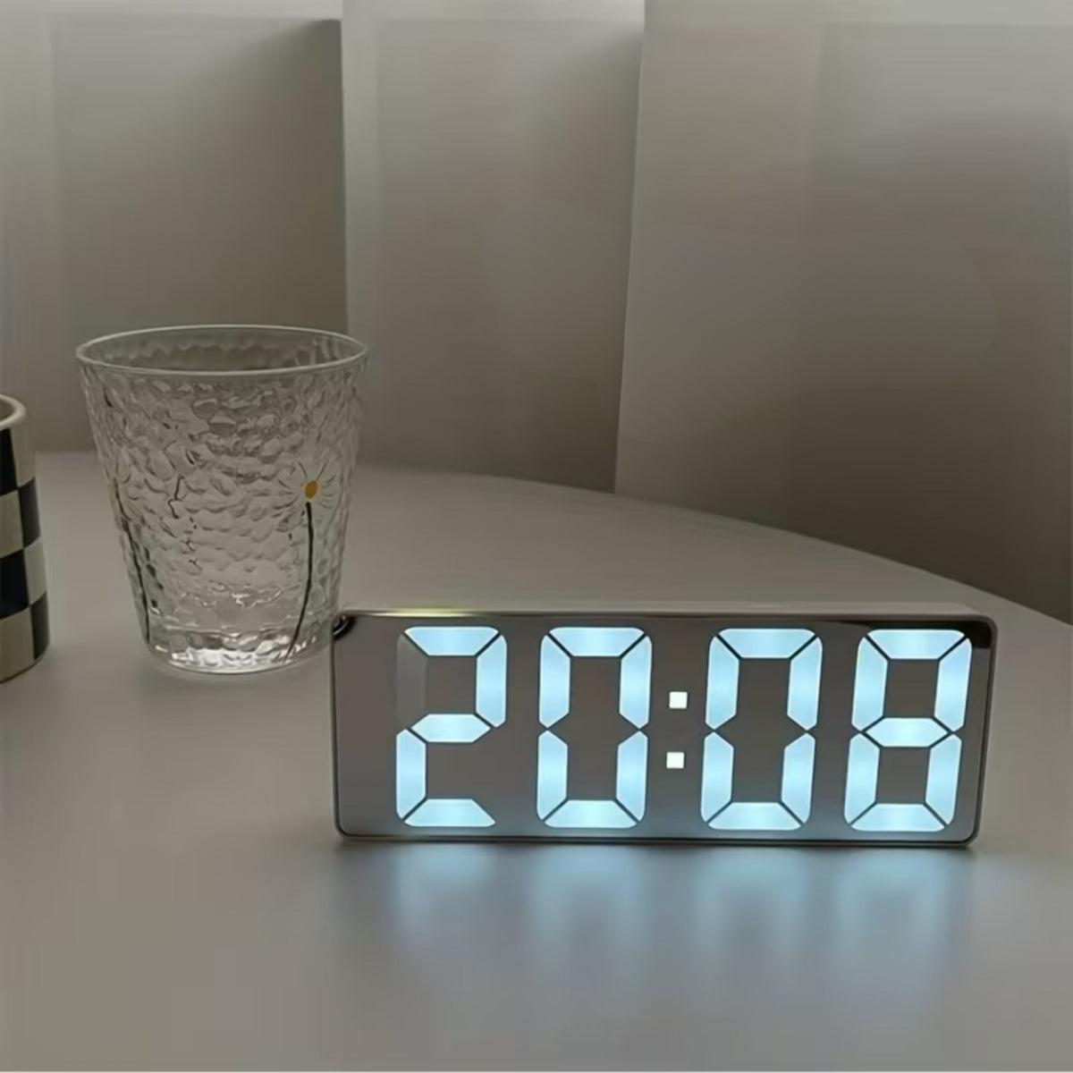Digital Alarm Clock With Auto Dimming Mirrored Display Screen