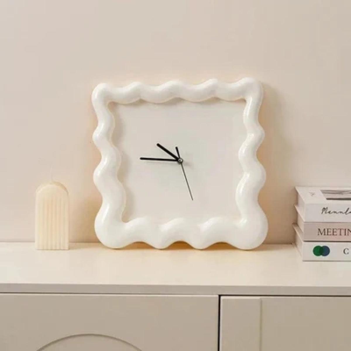 Modern Minimalist Silent Wall Clock With Wavy Square Frame