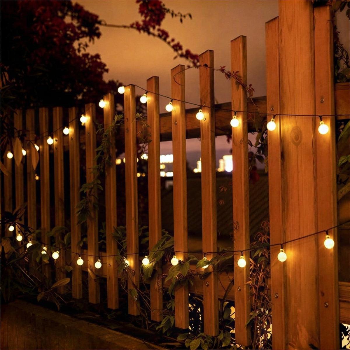 Outdoor Solar String Lights With Globe Bulbs For Garden Fence