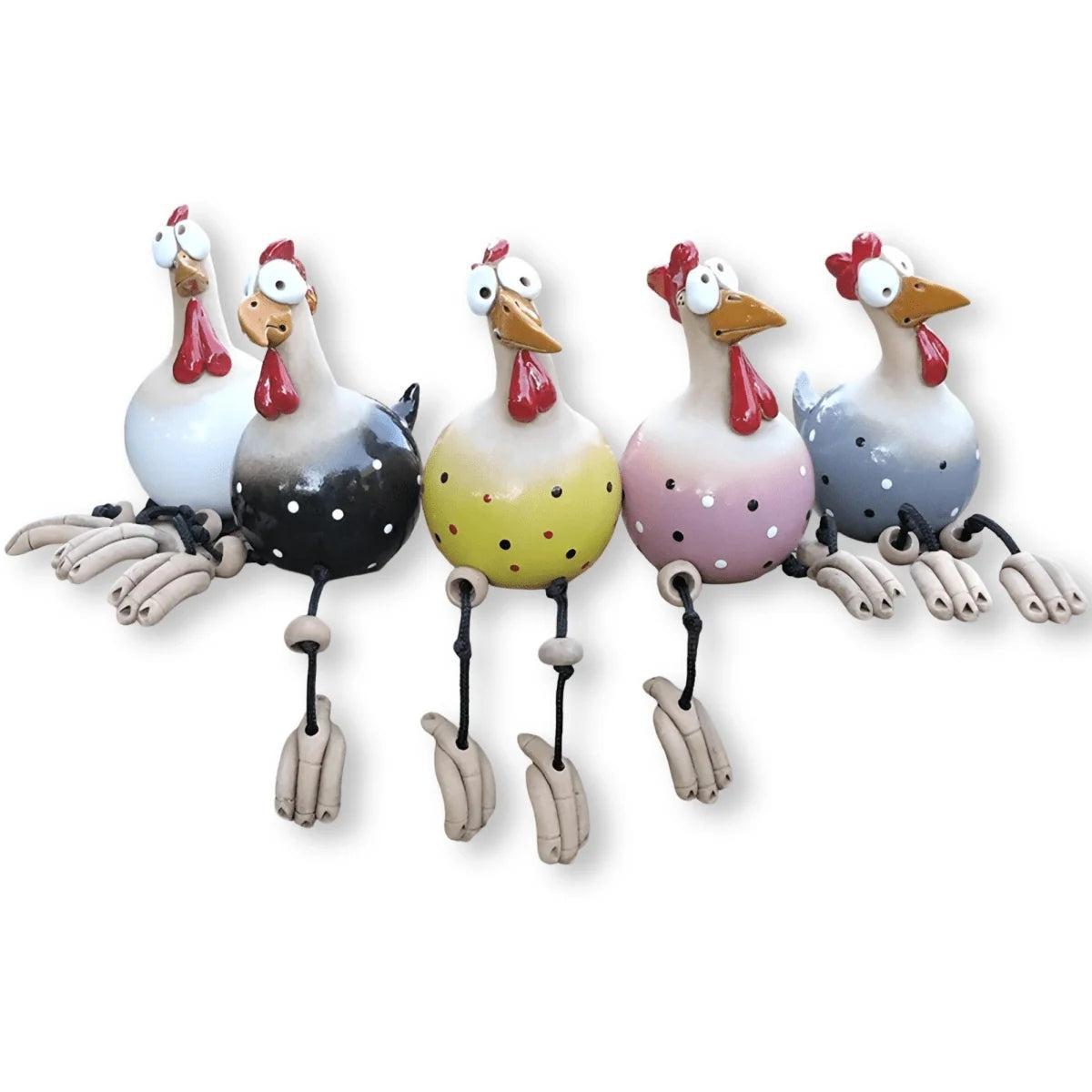 Sitting Farmhouse Chicken Garden Decoration With Expressive Eyes