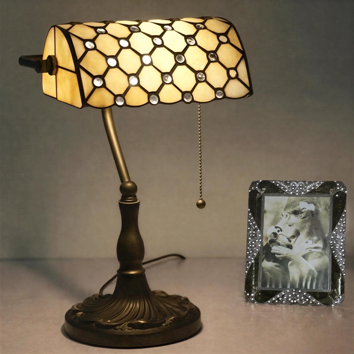 Vintage Stained Glass Bankers Style Table Lamp With Pull Chain Switch