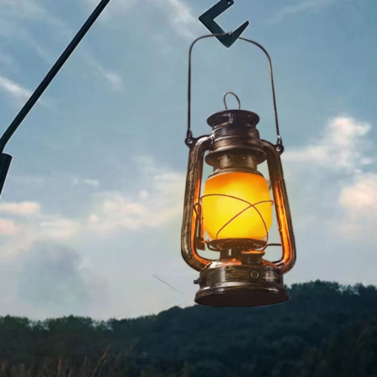 Rustic Vintage Lantern Table Lamp With Cordless Rechargeable Design