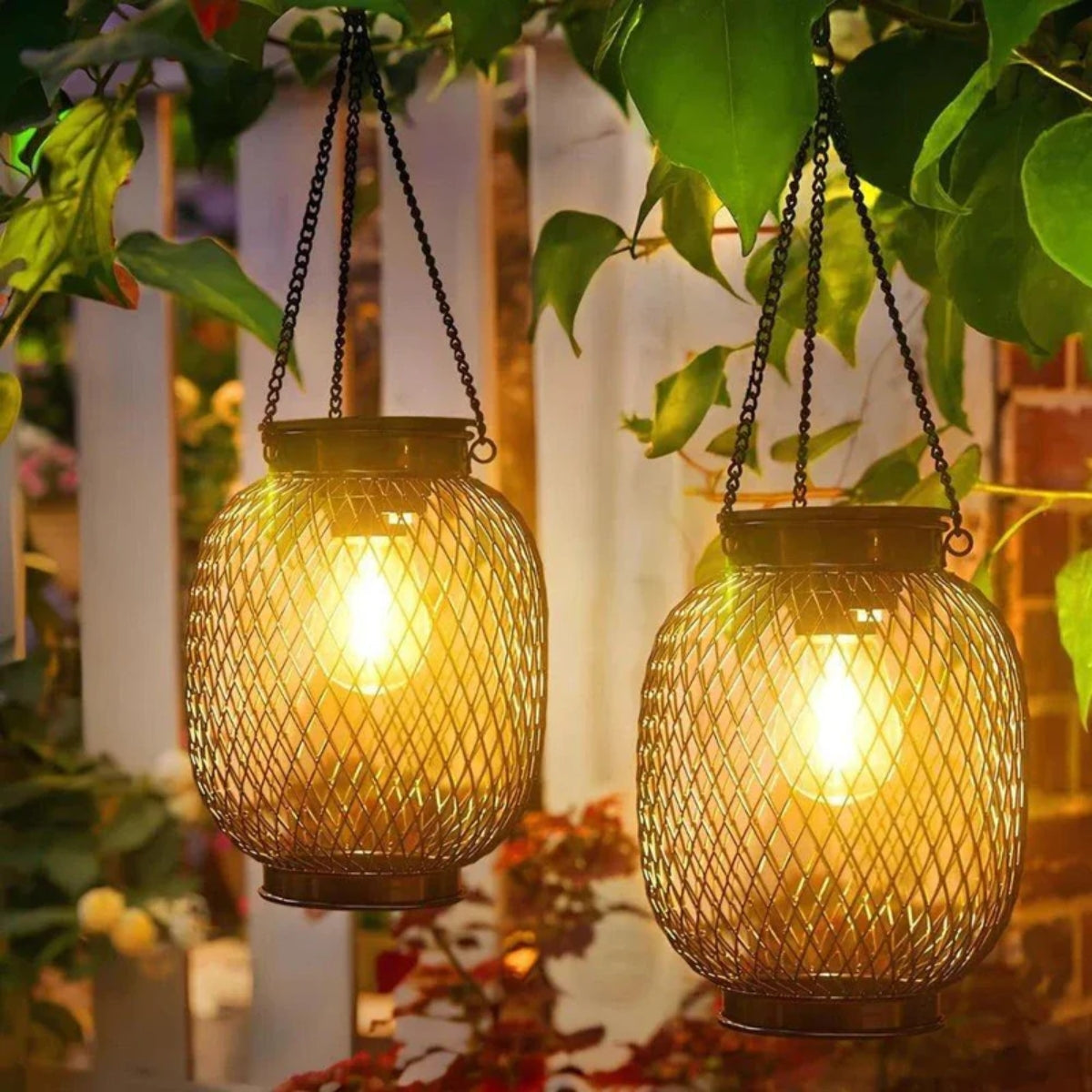 Solar Powered Hanging Outdoor Lanterns With Automatic Dusk Sensor