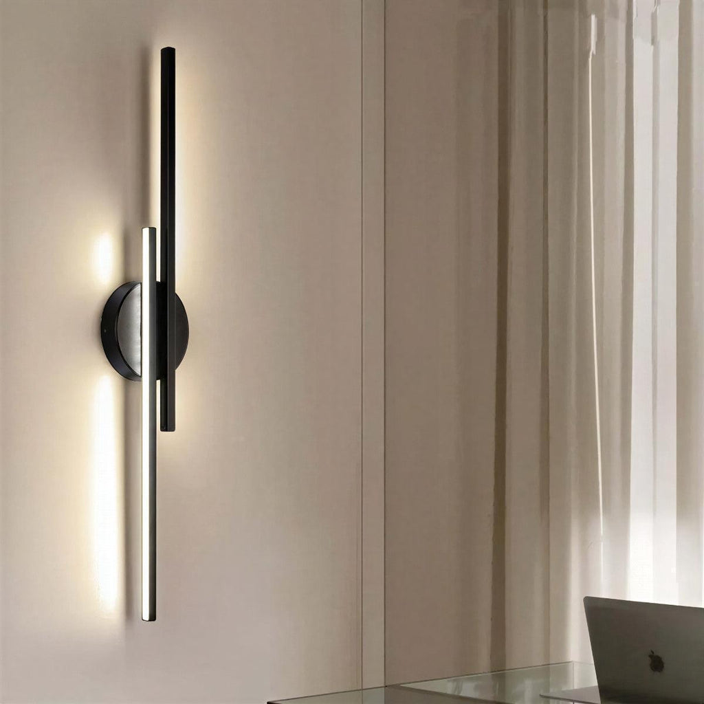 Contemporary Decorative Nordic Bedroom Wall Lighting With Vertical Linear Disc Design