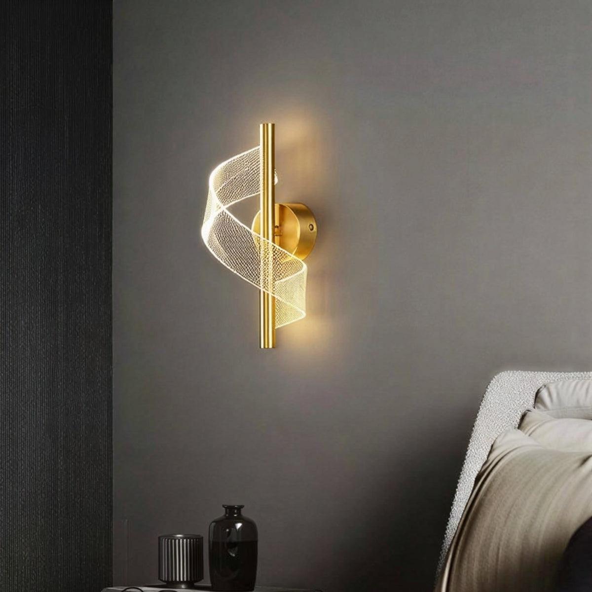 Decorative Wall Sconce Light With Elegant Spiral Ribbon Design