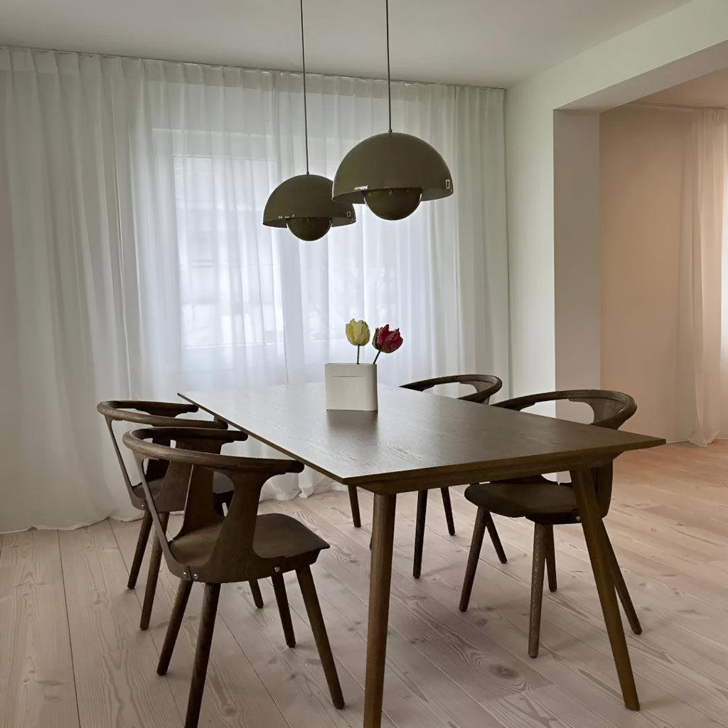 Flowerpot Styled Pendant Light With Flower Bud Design