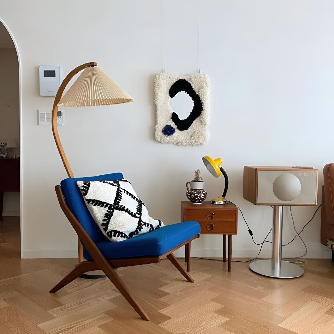 Modern Arched Floor Lamp With Pleated Silhouette Lampshade