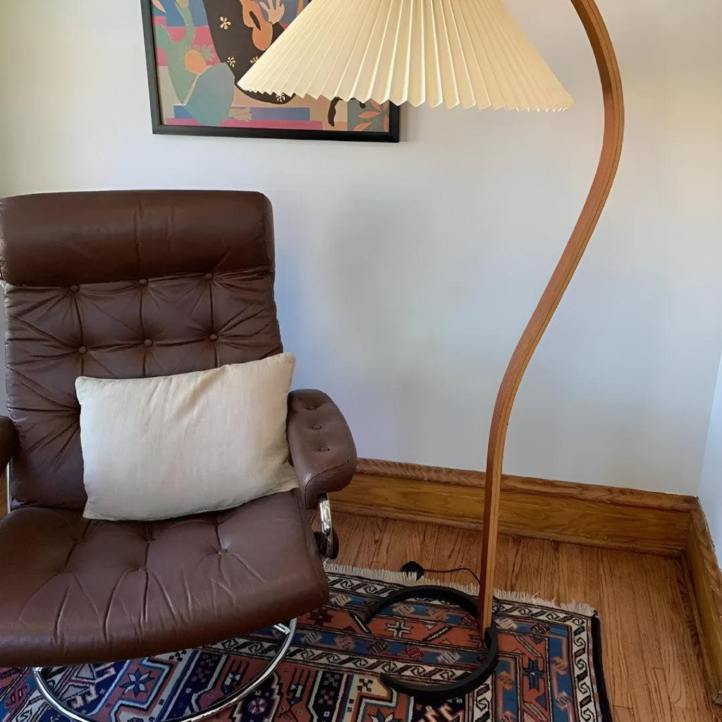 Modern Arched Floor Lamp With Pleated Silhouette Lampshade
