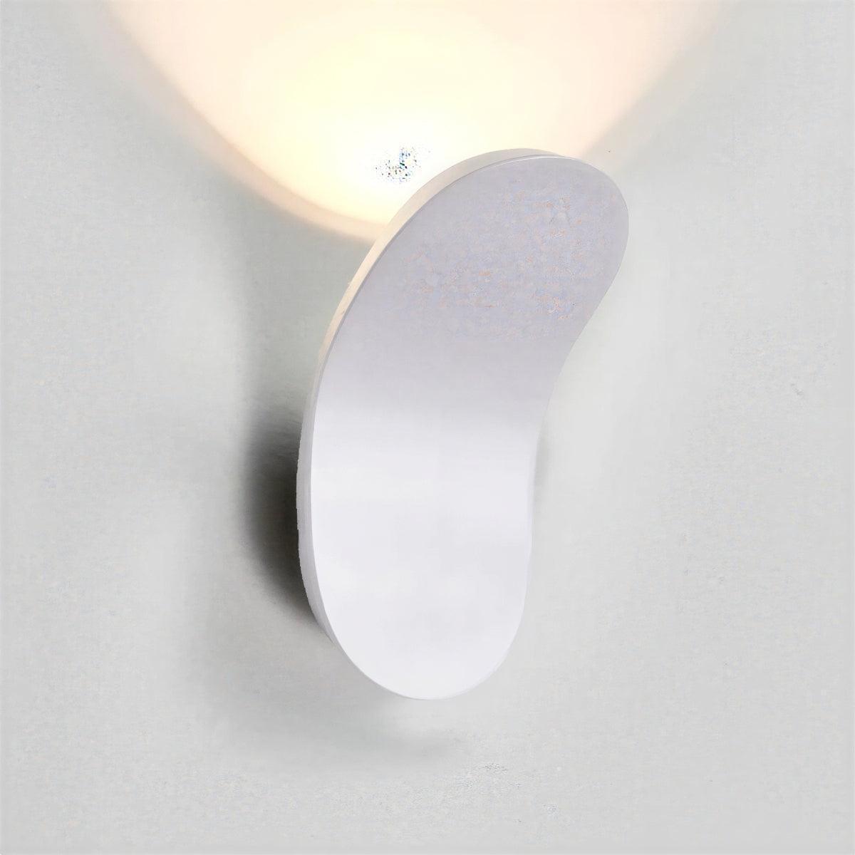 Nordic Curved Sculptural Wall Sconce Light With Ambient Wall Lighting