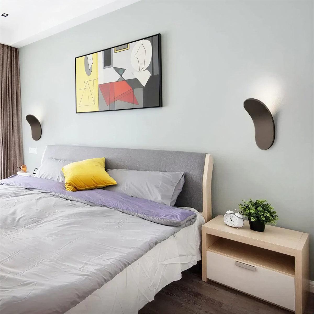 Nordic Curved Sculptural Wall Sconce Light With Ambient Wall Lighting