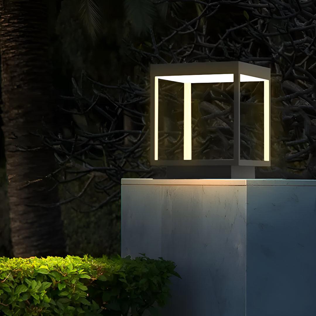 Outdoor Fence Post Light Fixture With Open Frame Design