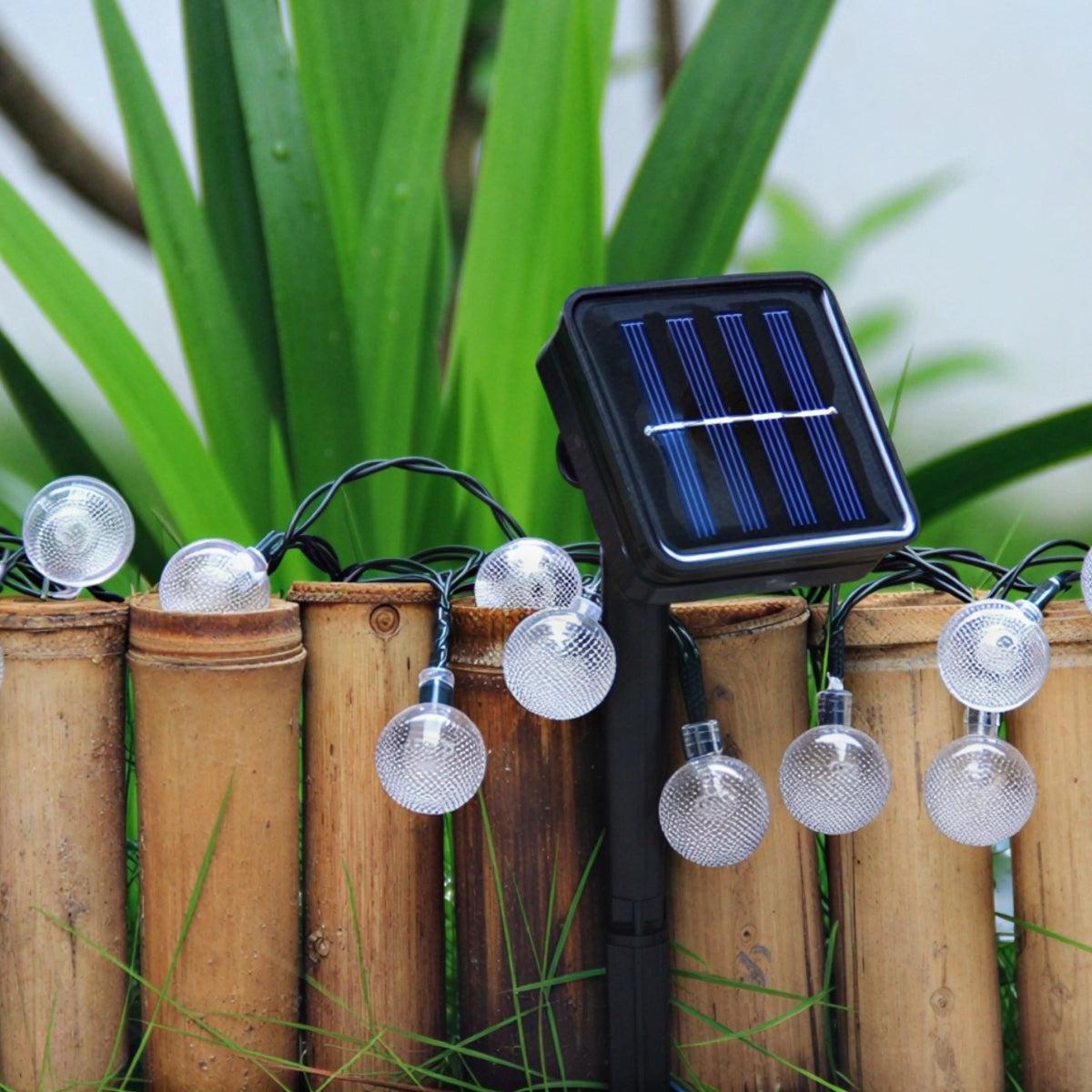 Outdoor Solar String Lights With Globe Bulbs For Garden Fence