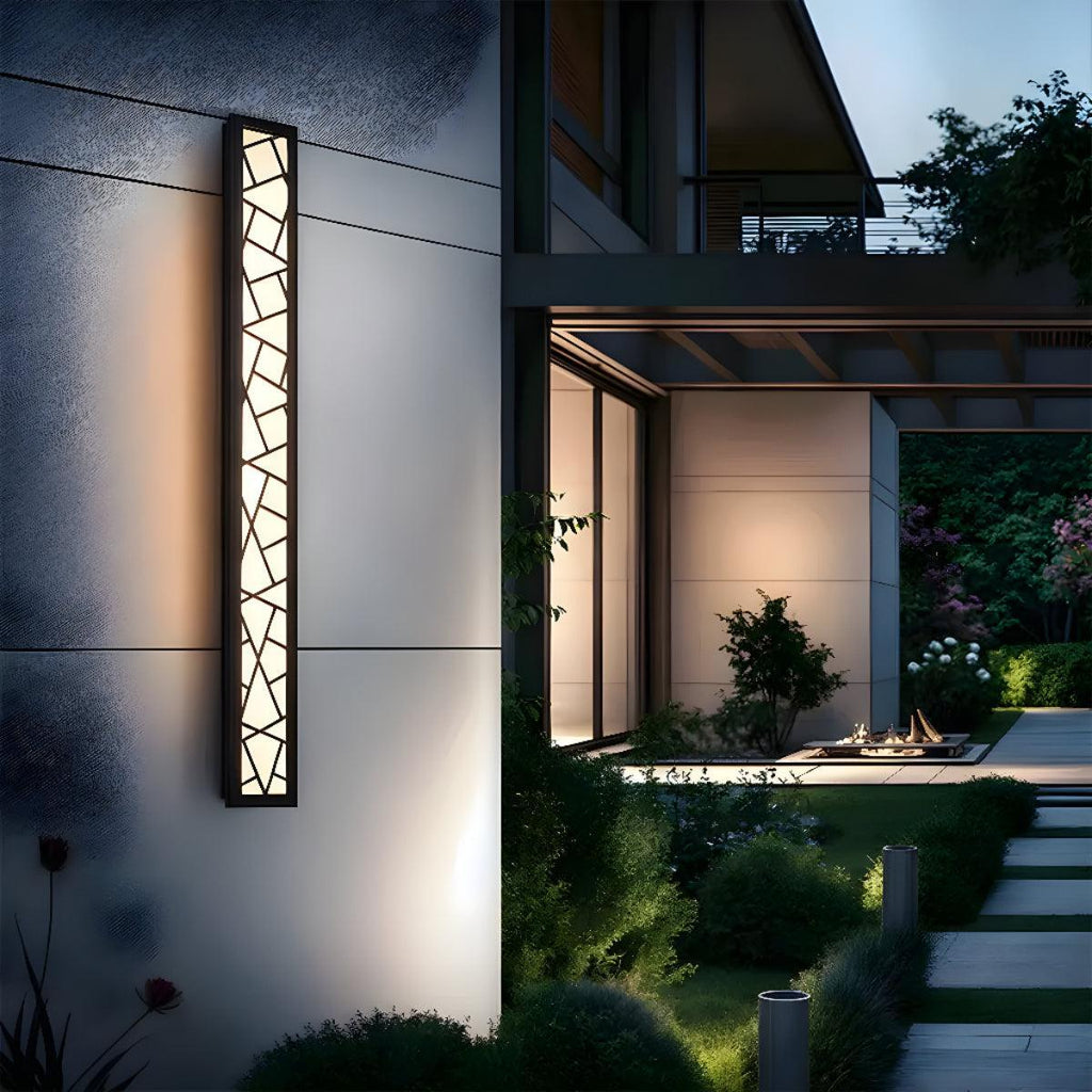 Outdoor Wall Light Fixture With Geometric Lattice LED Bar