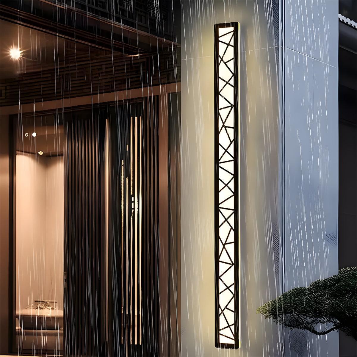 Outdoor Wall Light Fixture With Geometric Lattice LED Bar