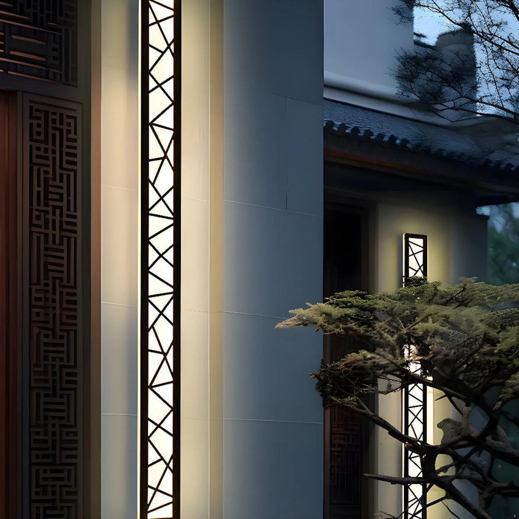 Outdoor Wall Light Fixture With Geometric Lattice LED Bar