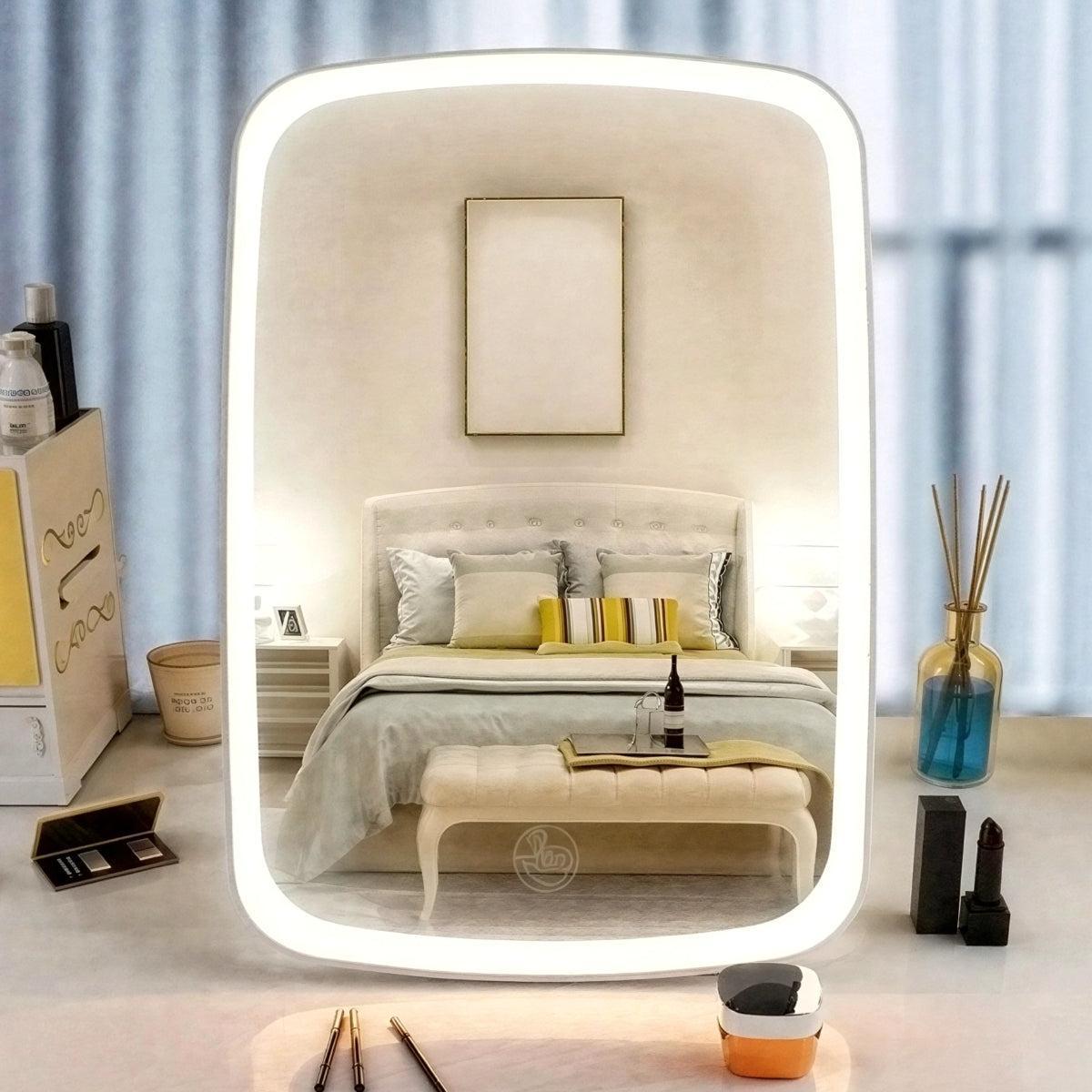 Rechargeable Makeup Mirror With Adjustable Touch Dimming