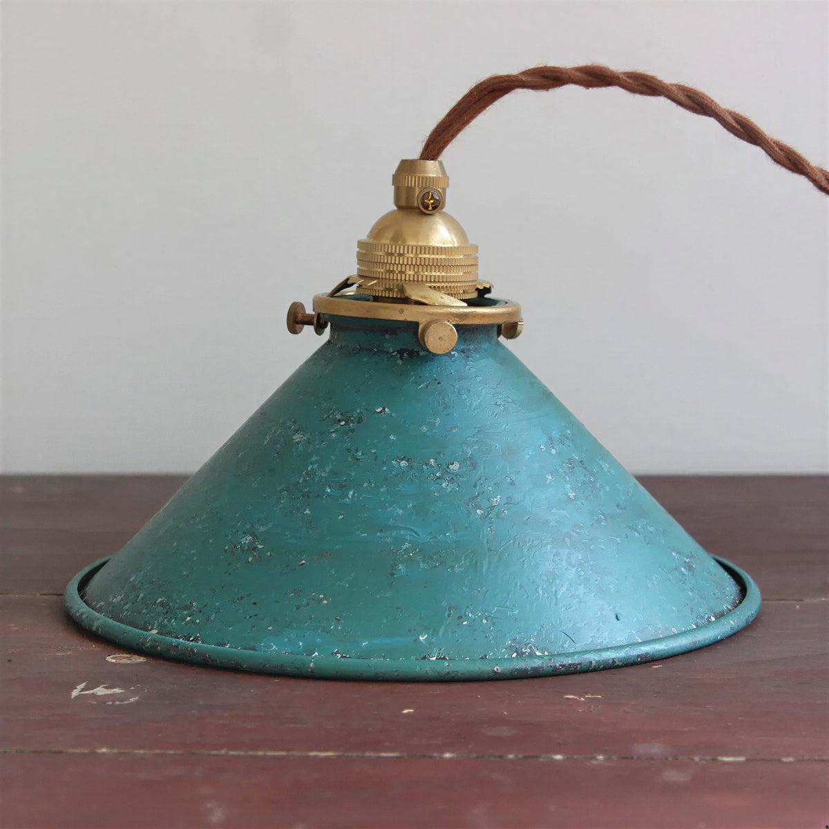 Rustic Pendant Light With Vintage Hanging Cone Design