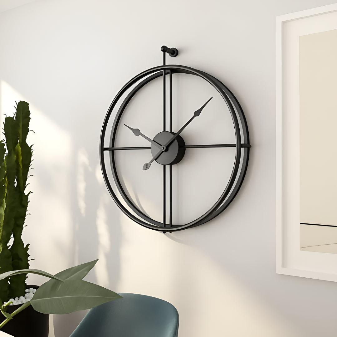 Silent Analogue Wall Clock With Modern Minimalist Design