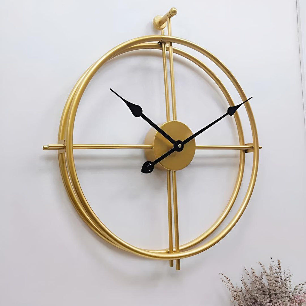 Silent Analogue Wall Clock With Modern Minimalist Design