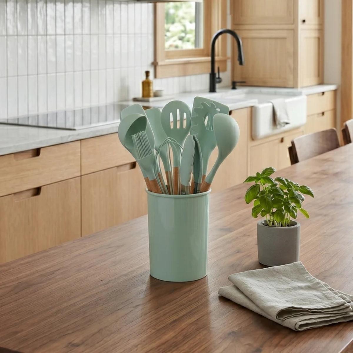 Silicone Kitchen Cooking Utensils Set With Utensil Holder For Everyday Meal Preparation