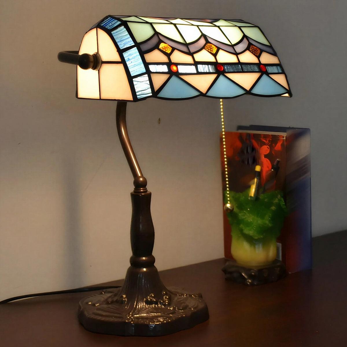 Vintage Stained Glass Bankers Style Table Lamp With Pull Chain Switch