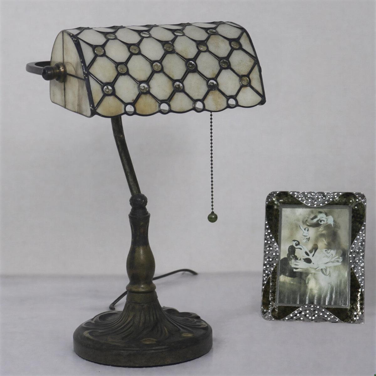 Vintage Stained Glass Bankers Style Table Lamp With Pull Chain Switch
