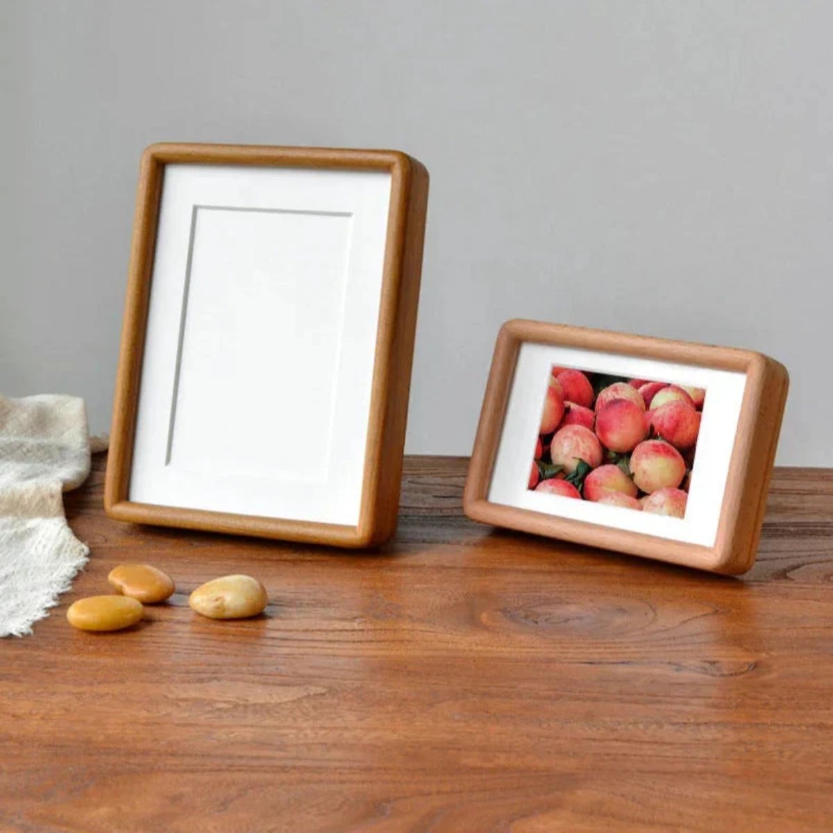 Wooden Photo Picture Display Frame With Rounded Corners